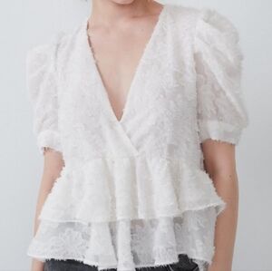 ZARA  Womens White Shaggy V-Neck Peplum Top/Blouse Size Small